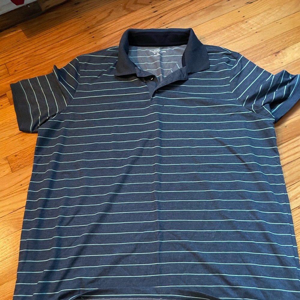Men’s collared shirt